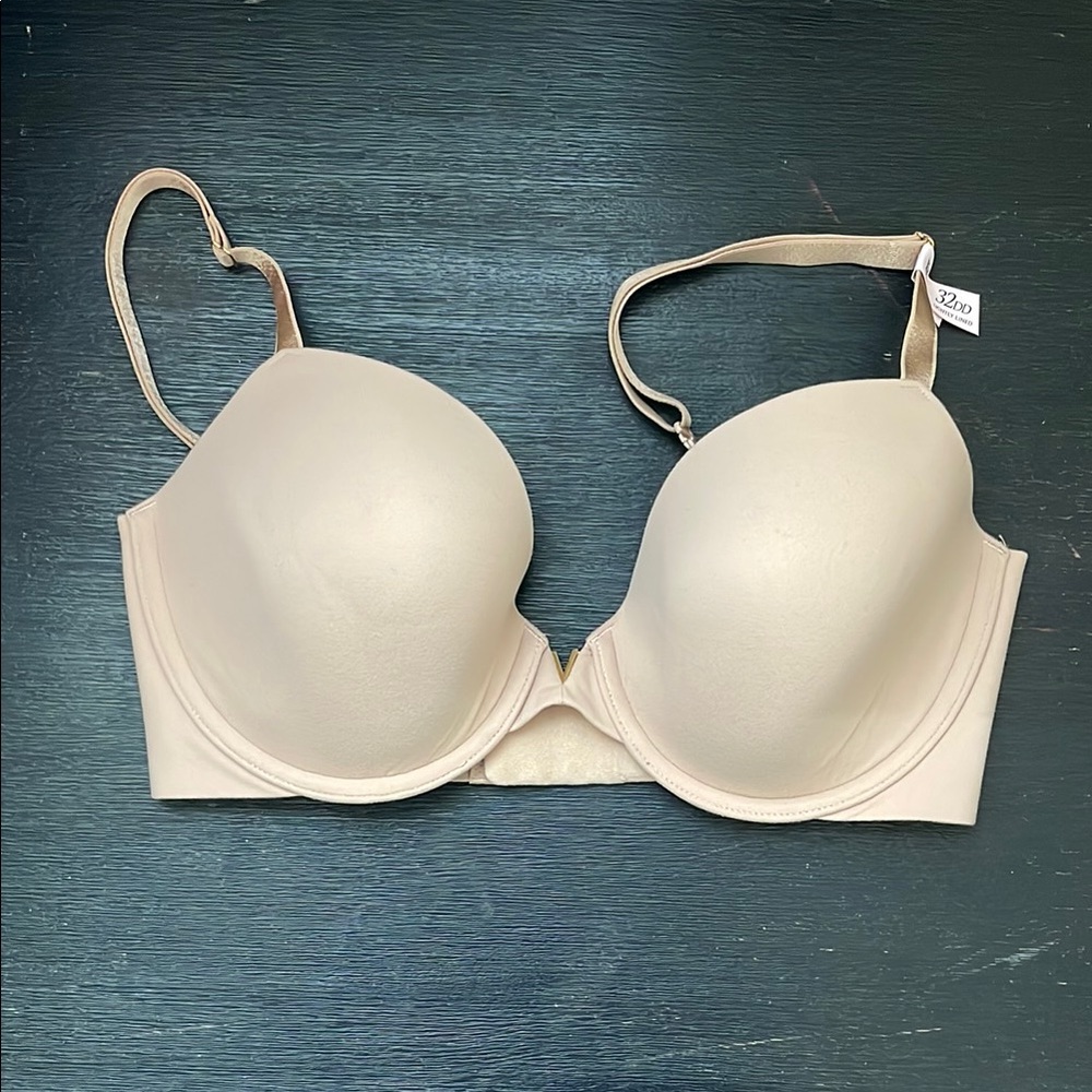 Victoria's Secret Cream Seamless Bra with Underwire Support